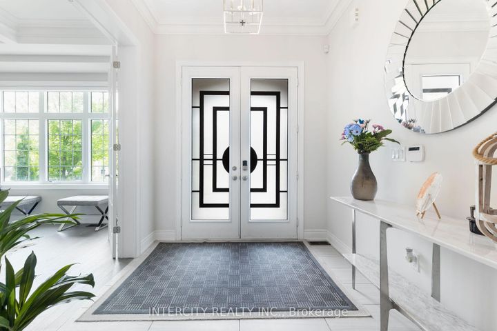 Photo 6 at 61 Degrey Drive, Bram East, Brampton