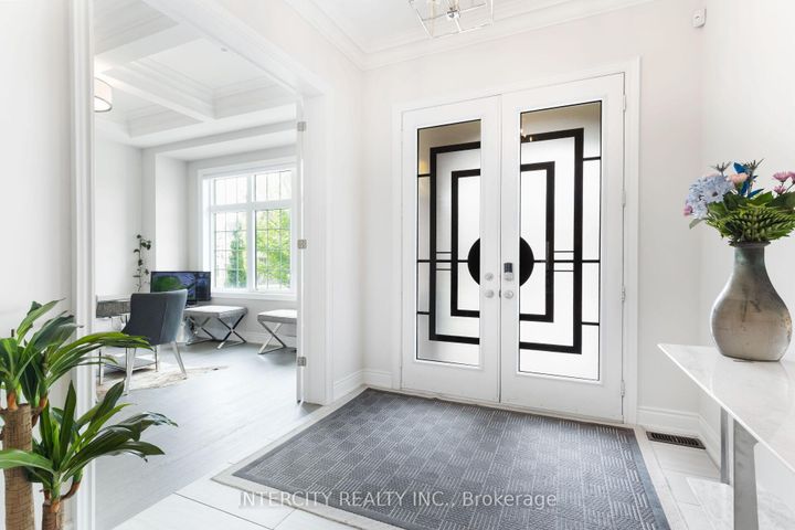 Photo 7 at 61 Degrey Drive, Bram East, Brampton