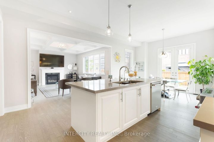 Photo 34 at 61 Degrey Drive, Bram East, Brampton