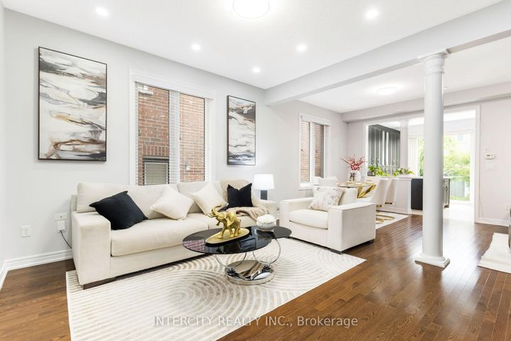 Photo 4 at 20 Vanderpool Crescent, Bram East, Brampton