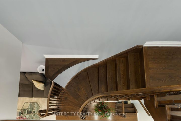 Photo 20 at 20 Vanderpool Crescent, Bram East, Brampton
