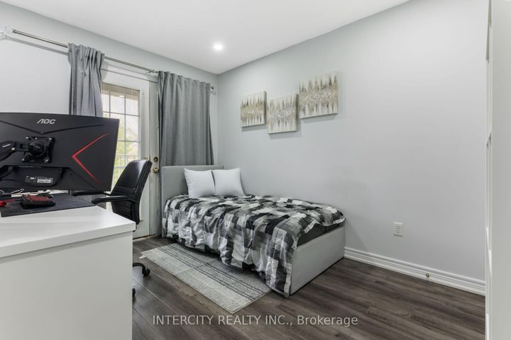 Photo 34 at 20 Vanderpool Crescent, Bram East, Brampton