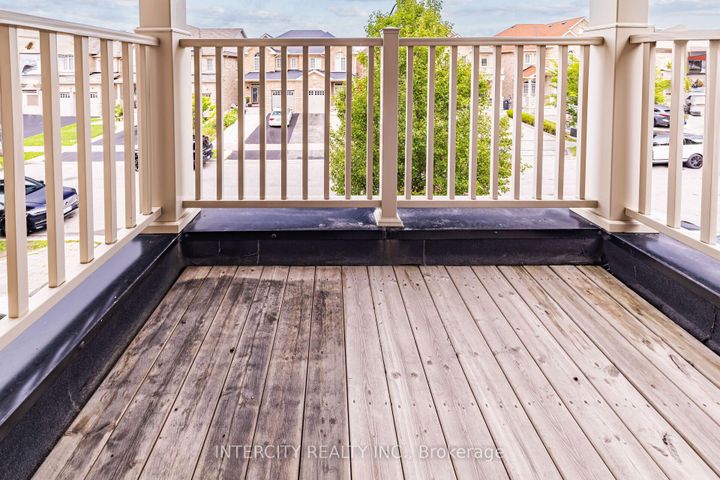 Photo 37 at 20 Vanderpool Crescent, Bram East, Brampton