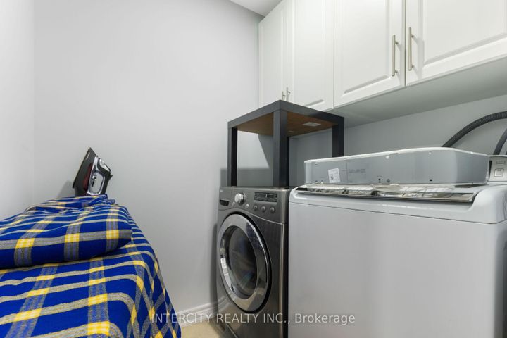 Photo 40 at 20 Vanderpool Crescent, Bram East, Brampton