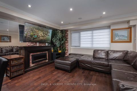 Photo 2 at 50 Cole Street, Regent Park, Toronto