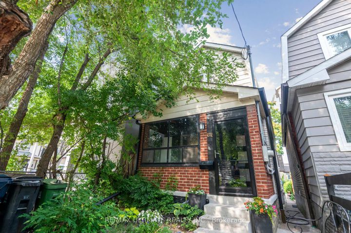 Photo 4 at 315 Cedarvale Avenue, Lumsden, Toronto