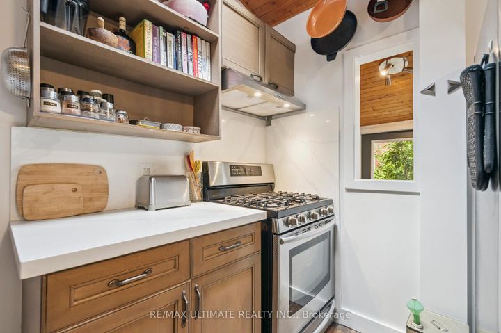 Photo 16 at 315 Cedarvale Avenue, Lumsden, Toronto