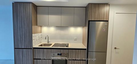 Photo 9 at 432 - 7950 Bathurst Street, Beverley Glen, Vaughan