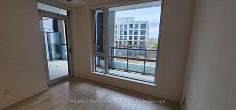 Photo 12 at 432 - 7950 Bathurst Street, Beverley Glen, Vaughan