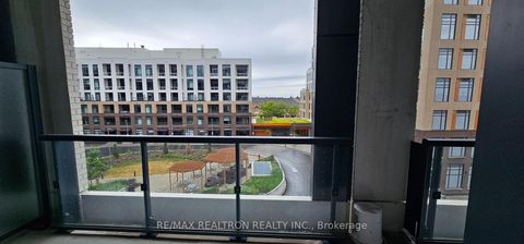 Photo 15 at 432 - 7950 Bathurst Street, Beverley Glen, Vaughan