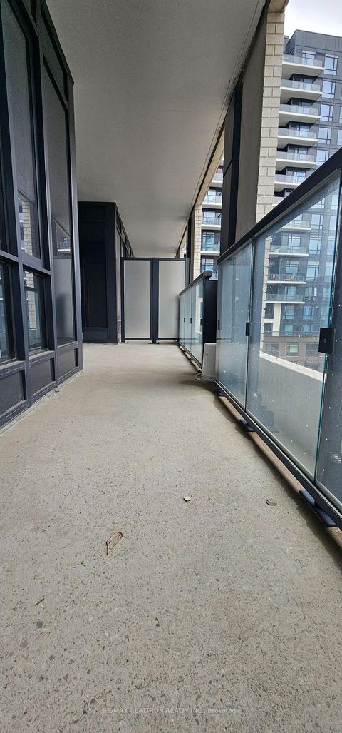 Photo 21 at 432 - 7950 Bathurst Street, Beverley Glen, Vaughan
