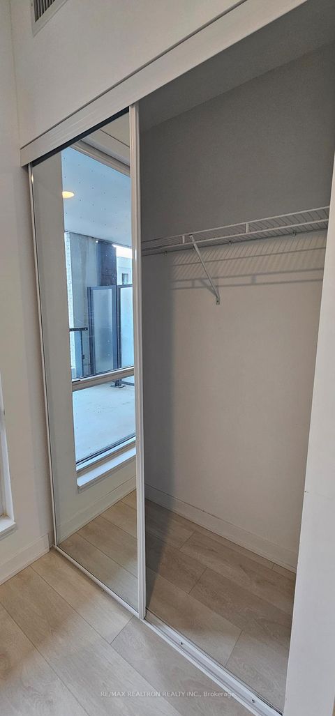Photo 32 at 432 - 7950 Bathurst Street, Beverley Glen, Vaughan