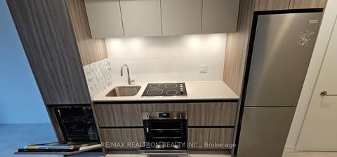Photo 36 at 432 - 7950 Bathurst Street, Beverley Glen, Vaughan