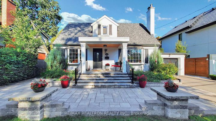 Photo 3 at 819 Melton Drive, Lakeview, Mississauga