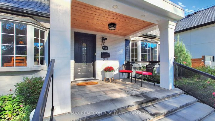 Photo 6 at 819 Melton Drive, Lakeview, Mississauga
