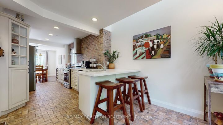 Photo 15 at 819 Melton Drive, Lakeview, Mississauga