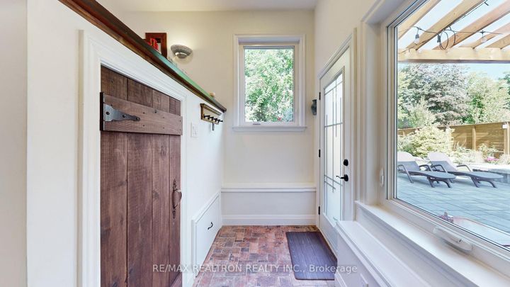 Photo 21 at 819 Melton Drive, Lakeview, Mississauga