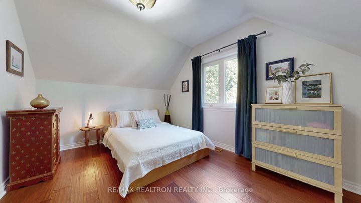 Photo 24 at 819 Melton Drive, Lakeview, Mississauga