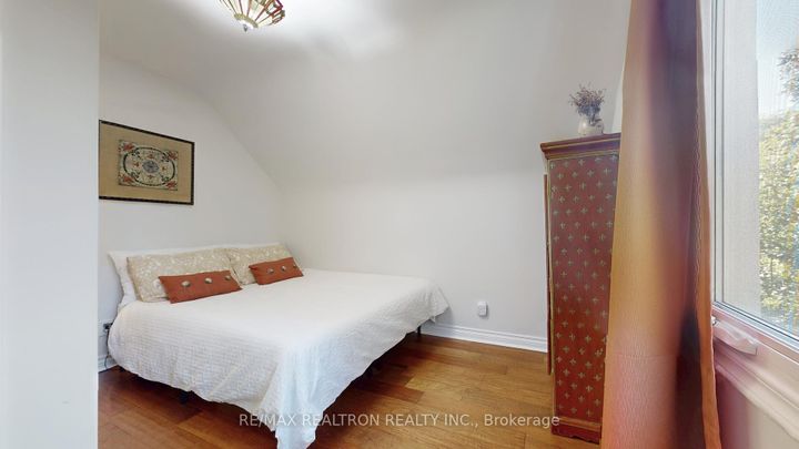 Photo 26 at 819 Melton Drive, Lakeview, Mississauga