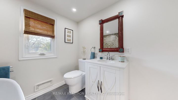 Photo 28 at 819 Melton Drive, Lakeview, Mississauga