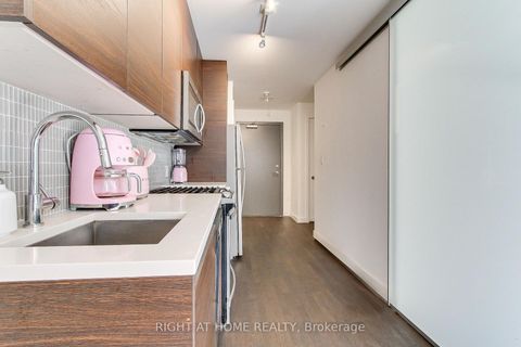 Photo 11 at 206 - 246 Logan Avenue, South Riverdale, Toronto