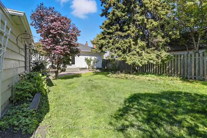 Photo 23 at 233 Greenwood Avenue, Vanier, Oshawa