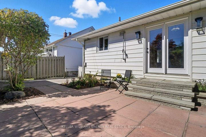 Photo 25 at 233 Greenwood Avenue, Vanier, Oshawa