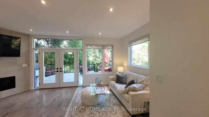 Photo 6 at 475 Donlands Avenue, East York, Toronto