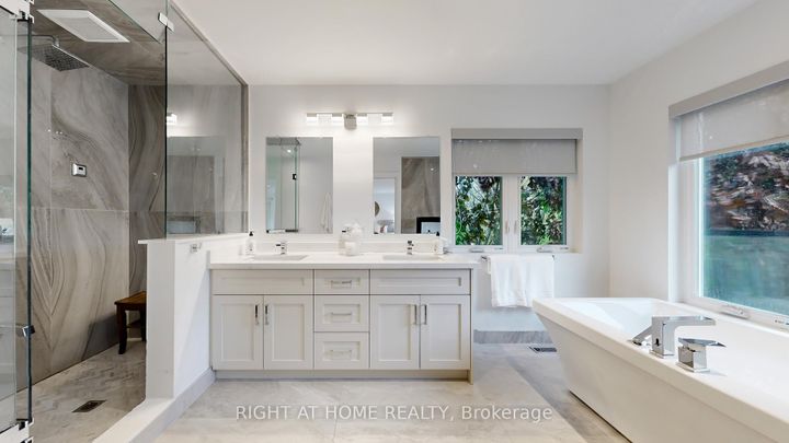 Photo 12 at 475 Donlands Avenue, East York, Toronto