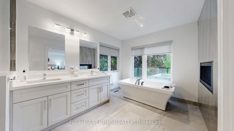 Photo 13 at 475 Donlands Avenue, East York, Toronto