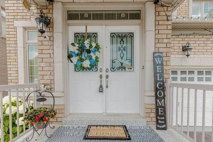 Photo 1 at 46 Levendale Court, Bram East, Brampton