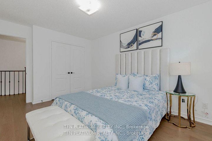 Photo 20 at 46 Levendale Court, Bram East, Brampton