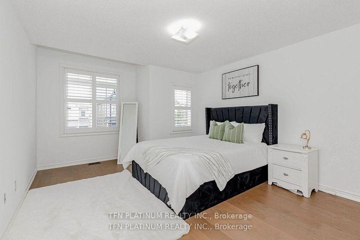Photo 21 at 46 Levendale Court, Bram East, Brampton