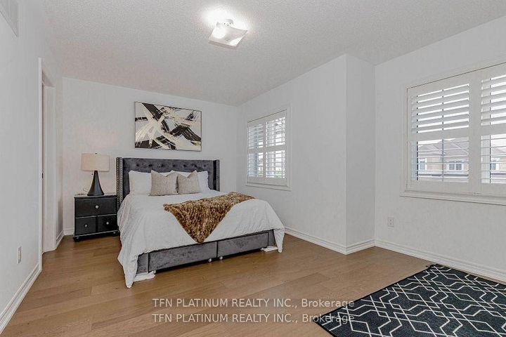 Photo 24 at 46 Levendale Court, Bram East, Brampton