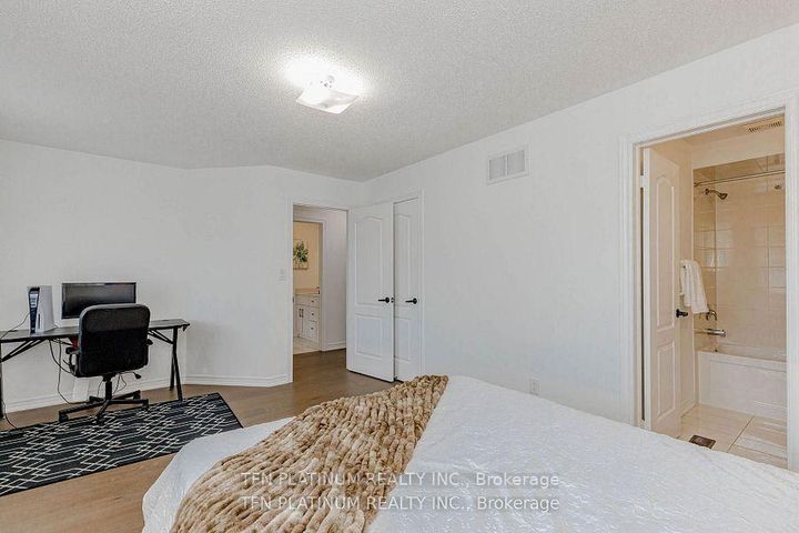 Photo 26 at 46 Levendale Court, Bram East, Brampton