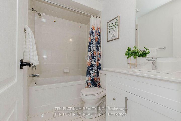 Photo 27 at 46 Levendale Court, Bram East, Brampton