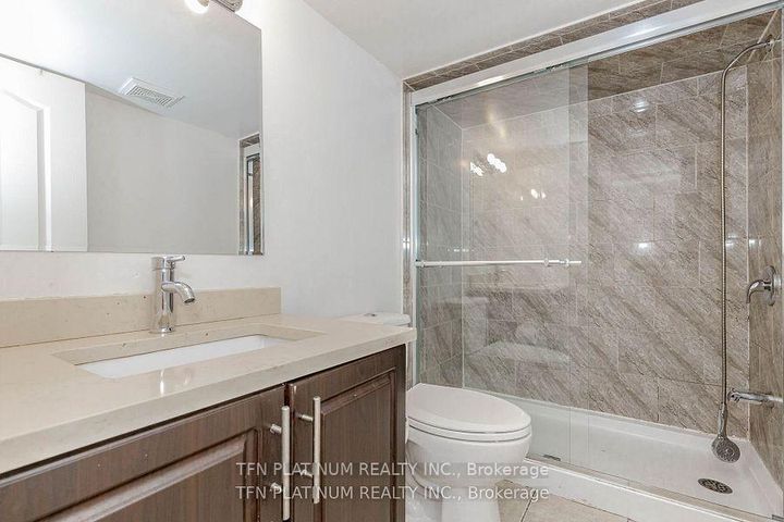 Photo 35 at 46 Levendale Court, Bram East, Brampton