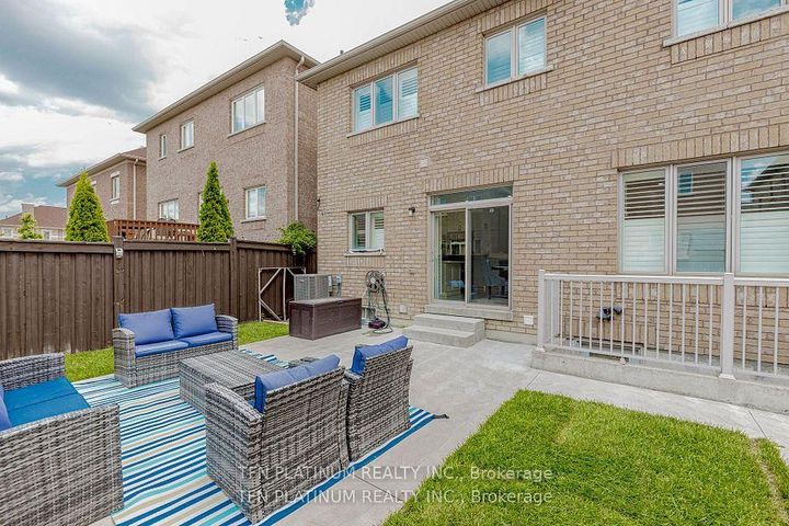 Photo 36 at 46 Levendale Court, Bram East, Brampton