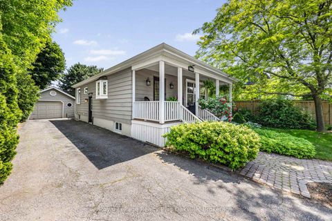 Photo 5 at 2386 Rebecca Street, BR Bronte, Oakville