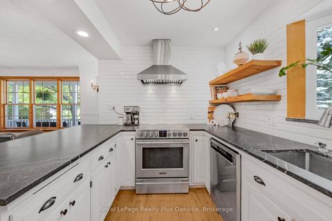 Photo 14 at 2386 Rebecca Street, BR Bronte, Oakville
