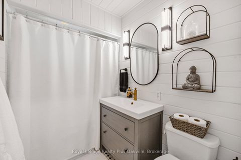 Photo 19 at 2386 Rebecca Street, BR Bronte, Oakville