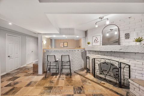 Photo 31 at 2386 Rebecca Street, BR Bronte, Oakville