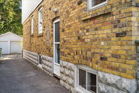 Photo 12 at 531 Soudan Avenue, Mount Pleasant East, Toronto