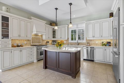 Photo 11 at 72 Duncton Wood Crescent, Hills of St Andrew, Aurora