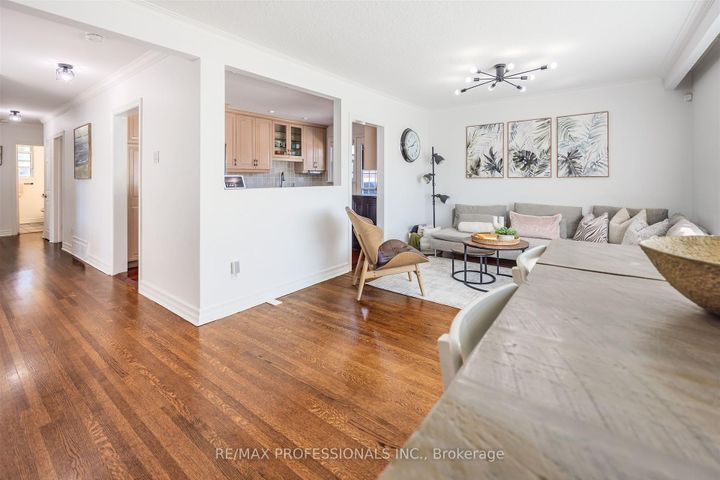 Photo 6 at 16 Monet Avenue, Etobicoke West Mall, Toronto