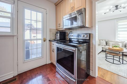 Photo 10 at 16 Monet Avenue, Etobicoke West Mall, Toronto