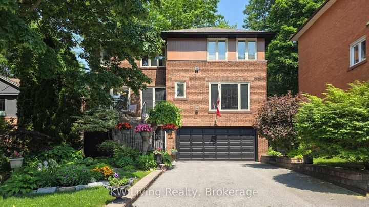 Photo 0 at 17 Woodvale Crescent, East York, Toronto