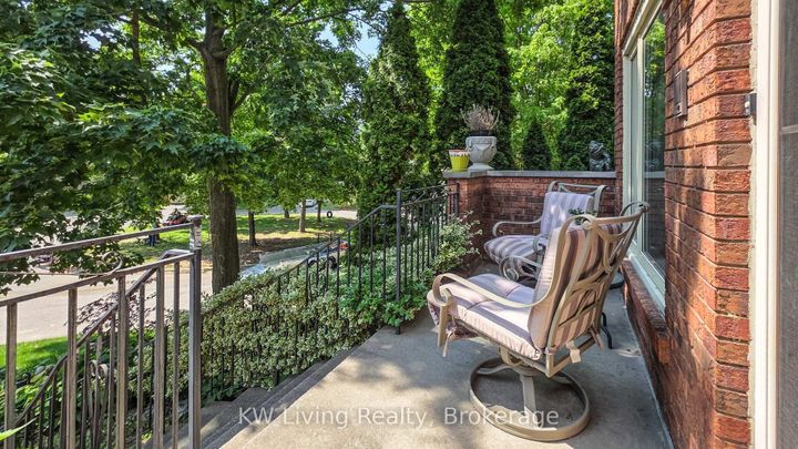 Photo 1 at 17 Woodvale Crescent, East York, Toronto