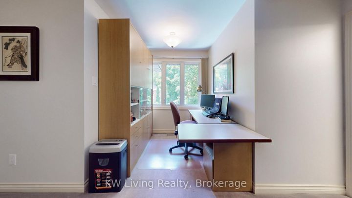 Photo 13 at 17 Woodvale Crescent, East York, Toronto
