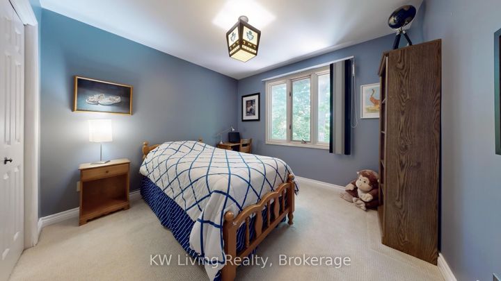 Photo 16 at 17 Woodvale Crescent, East York, Toronto